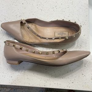 Valentino Flats